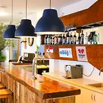 酒店 Relax Place & Restaurant Zegrze Poludniowe