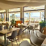 Relax Place & Restaurant
