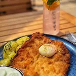 Relax Place & Restaurant * Zegrze Poludniowe