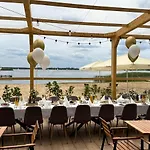 酒店 Relax Place & Restaurant *