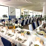 Relax Place & Restaurant Hotel