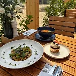 酒店 Relax Place & Restaurant Zegrze Poludniowe