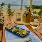 酒店 Relax Place & Restaurant *