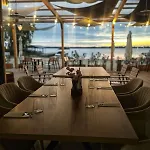 酒店 Relax Place & Restaurant Zegrze Poludniowe