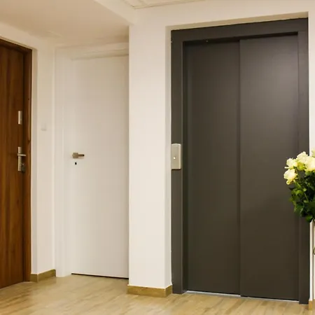 Hotel Relax Place & Restaurant Zegrze Poludniowe