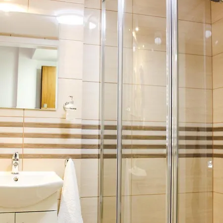 Relax Place & Restaurant Zegrze Poludniowe