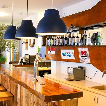 Hotel Relax Place & Restaurant Zegrze Poludniowe