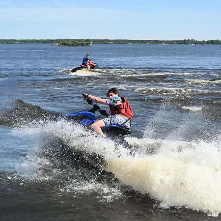 Relax Place & Restaurant Hotel