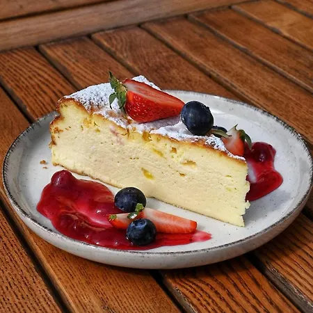 Relax Place & Restaurant * Zegrze Poludniowe