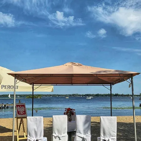 Relax Place & Restaurant 호텔
