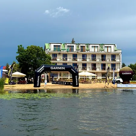 Relax Place & Restaurant * Zegrze Poludniowe