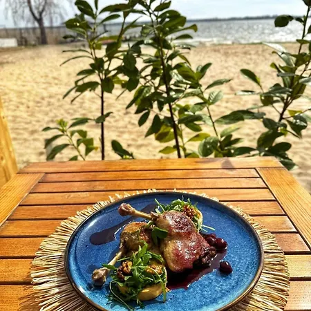 Hotell Relax Place & Restaurant Zegrze Poludniowe