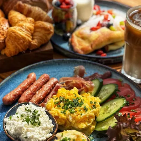 Hotel Relax Place & Restaurant