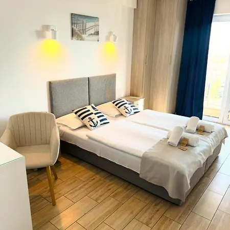 Hotel Relax Place&restaurant Zegrze Poludniowe