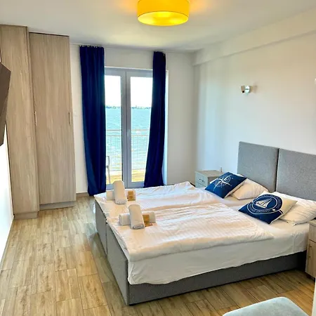 Hotel Relax Place & Restaurant Zegrze Poludniowe