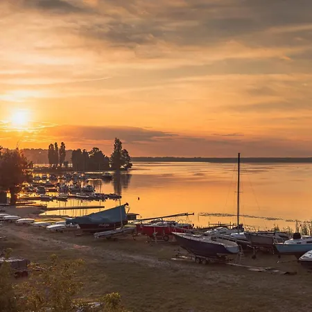 Relax Place & Restaurant